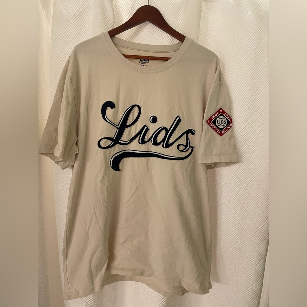 Vintage Lids Off White Short Sleeve Graphic Tee Size 2XL